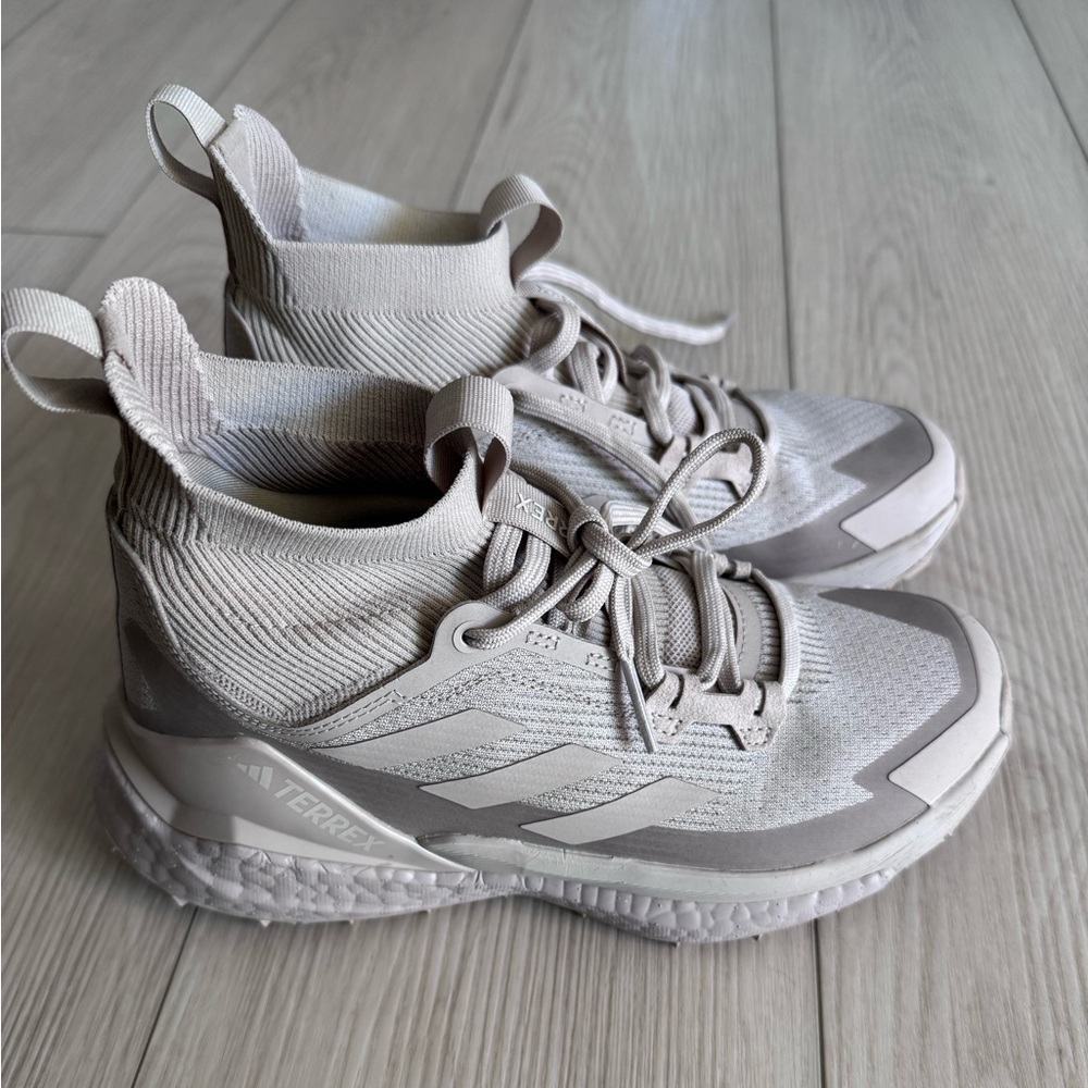Adidas Terrex Free Hiker 2.0 Hiking Shoes US5.5 - Picture 2 of 7